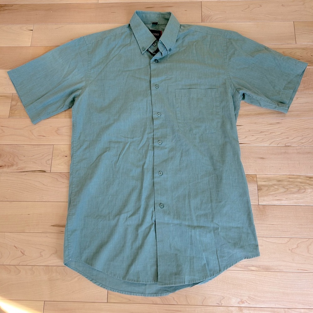 ECCOLO men’s size small button up short sleeve shirt